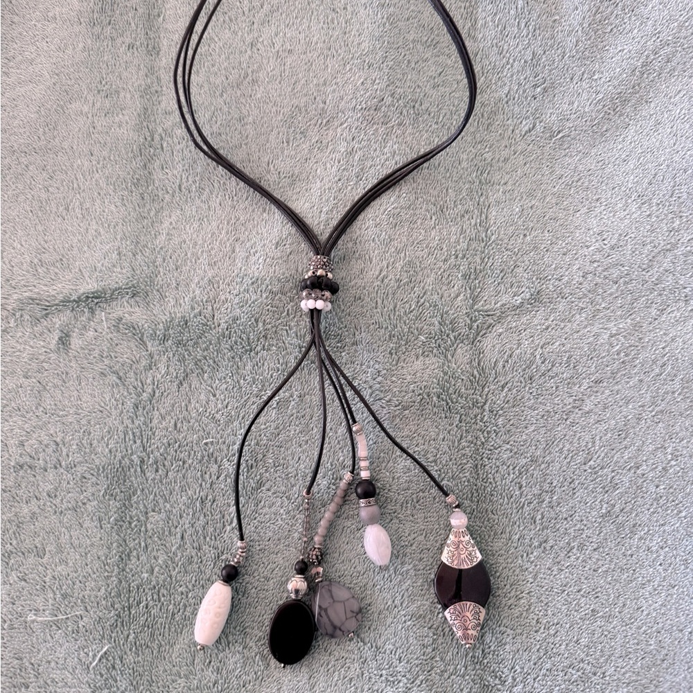 19 inch Necklace with silver, black and white tones